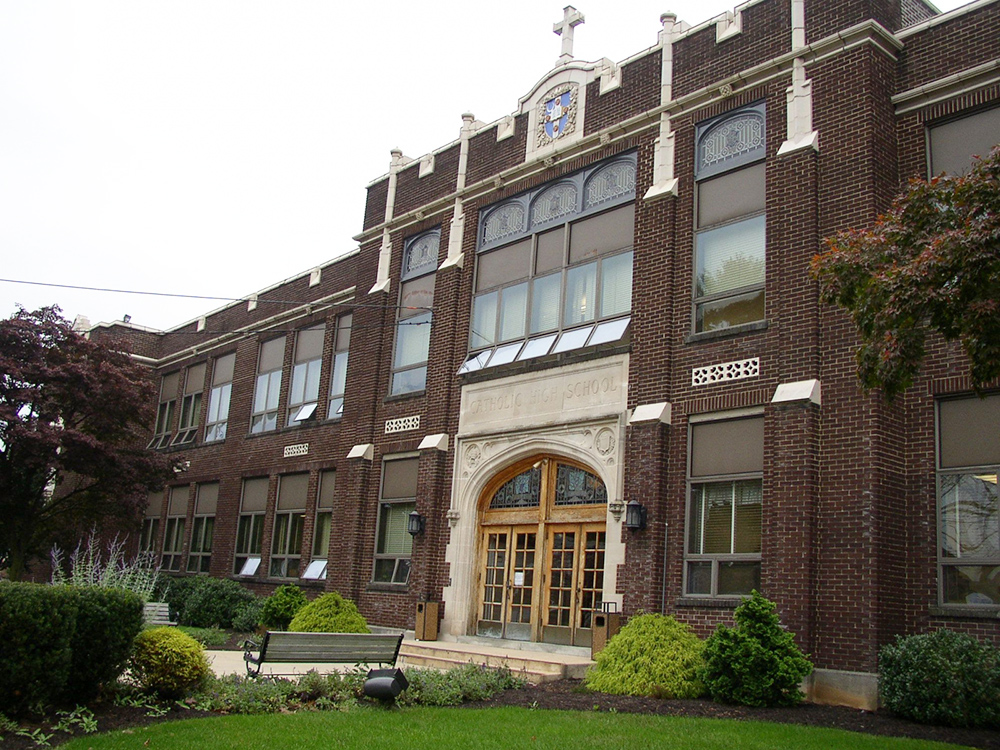 Trường trung học tư thục công giáo Lancaster Catholic High School